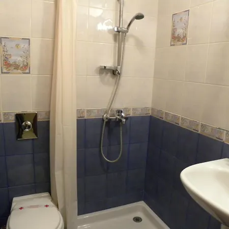 Hotel Three Dolphins With A Rooftop Terracе 3*