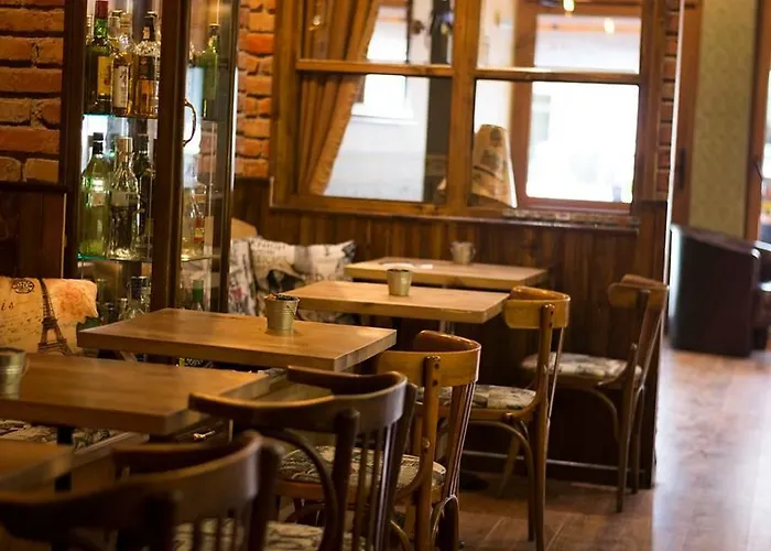 Three Dolphins With A Rooftop Terracе 3* Varna