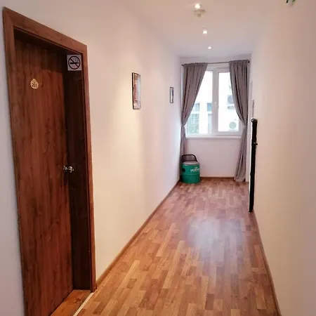 Three Dolphins With A Rooftop Terracе 3* Varna