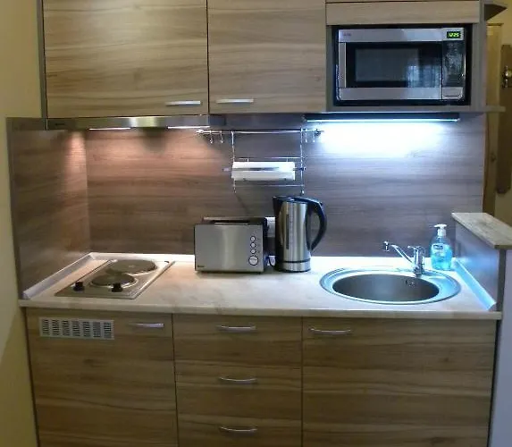 Three Dolphins With A Rooftop Terracе Hotell Varna