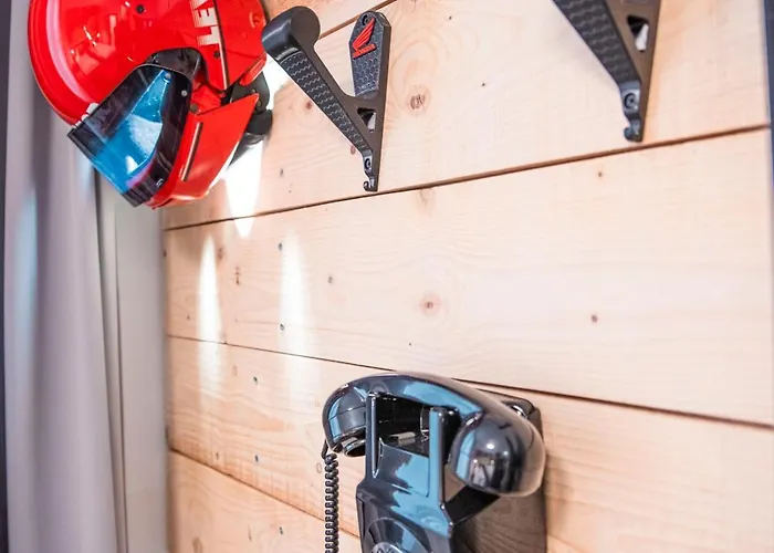 Hotell Three Dolphins With A Rooftop Terracе Varna